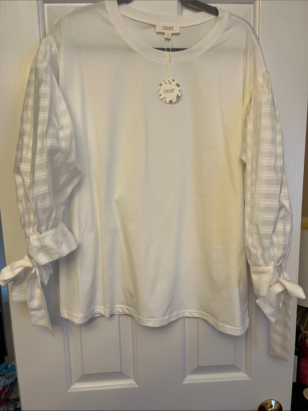 ODDY White Puff Sleeve Tie Cuff Long Sleeve Tee